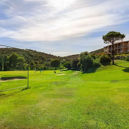 Apartment 3 Pieces Avec Terrasse, Piscine Et Parking A Saint-raphael - Fr-1-504-606